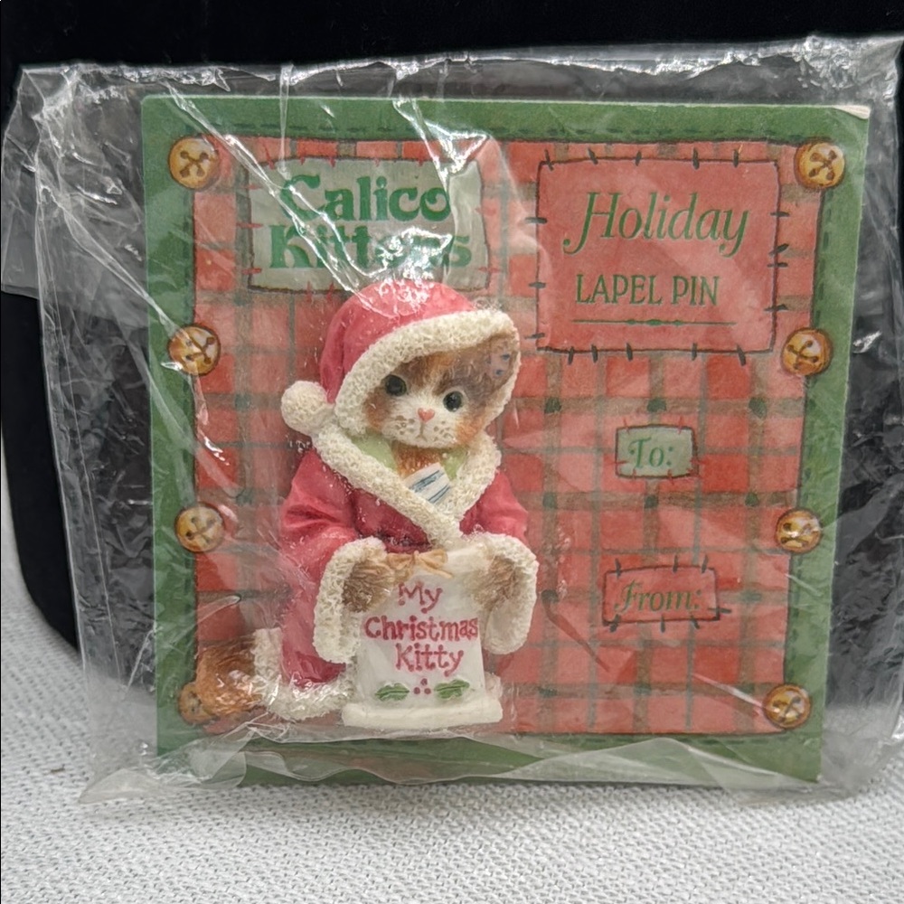 Holiday Lapel Pin - calico kitten wearing Red and White outfit new in package